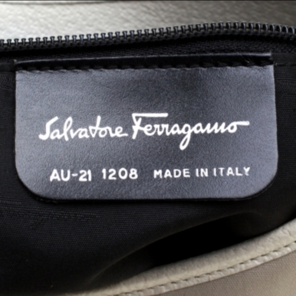 Salvatore ferragamo off-white leather nylon bag - Picture 7 of 11